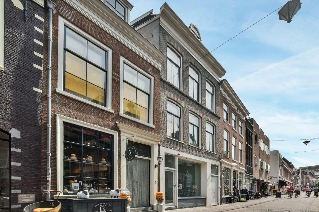 Boutique Hotel Koninginn Haarlem Bagian luar foto