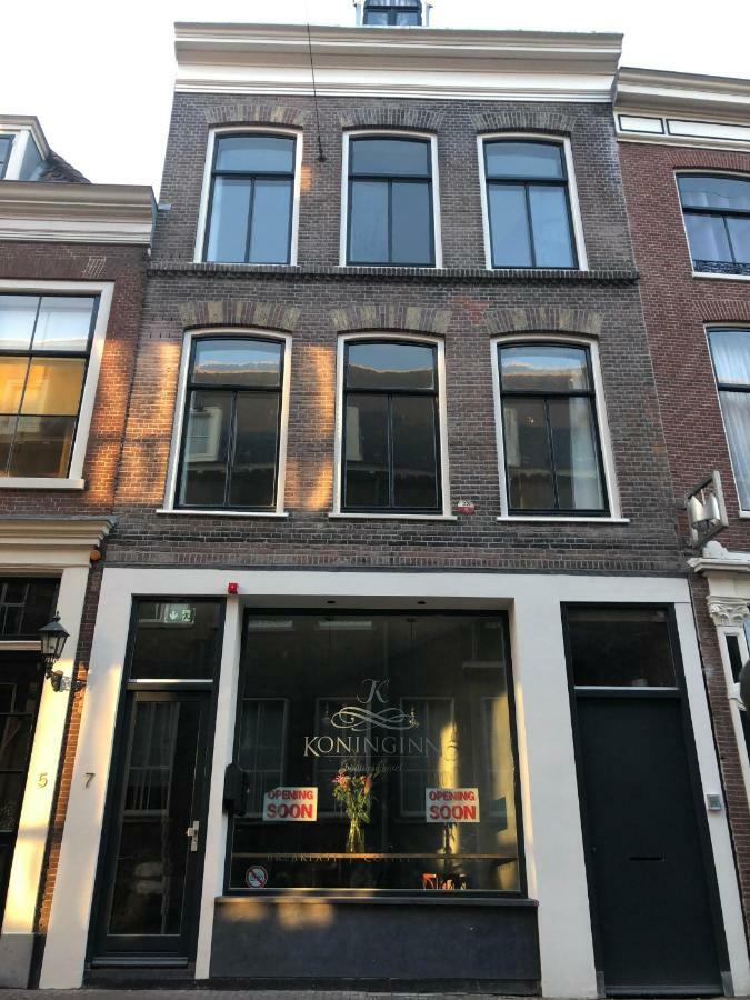 Boutique Hotel Koninginn Haarlem Bagian luar foto